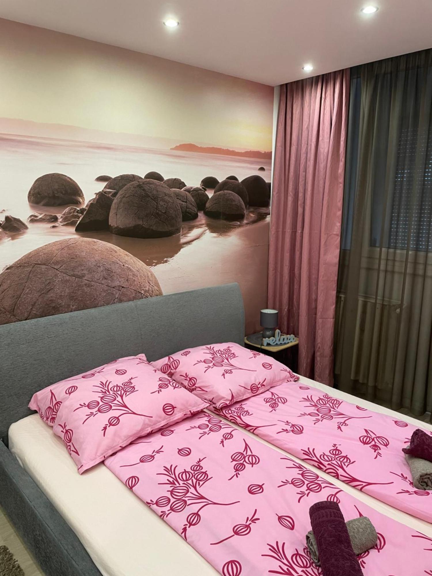 Igenyes Lakas Appartement Szeged Buitenkant foto