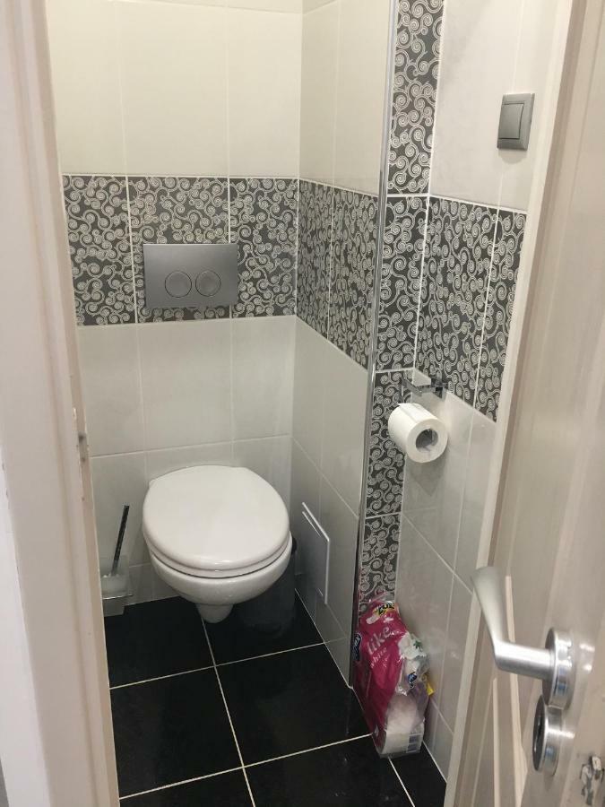 Igenyes Lakas Appartement Szeged Buitenkant foto