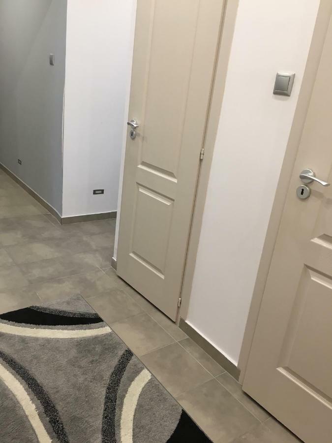Igenyes Lakas Appartement Szeged Buitenkant foto